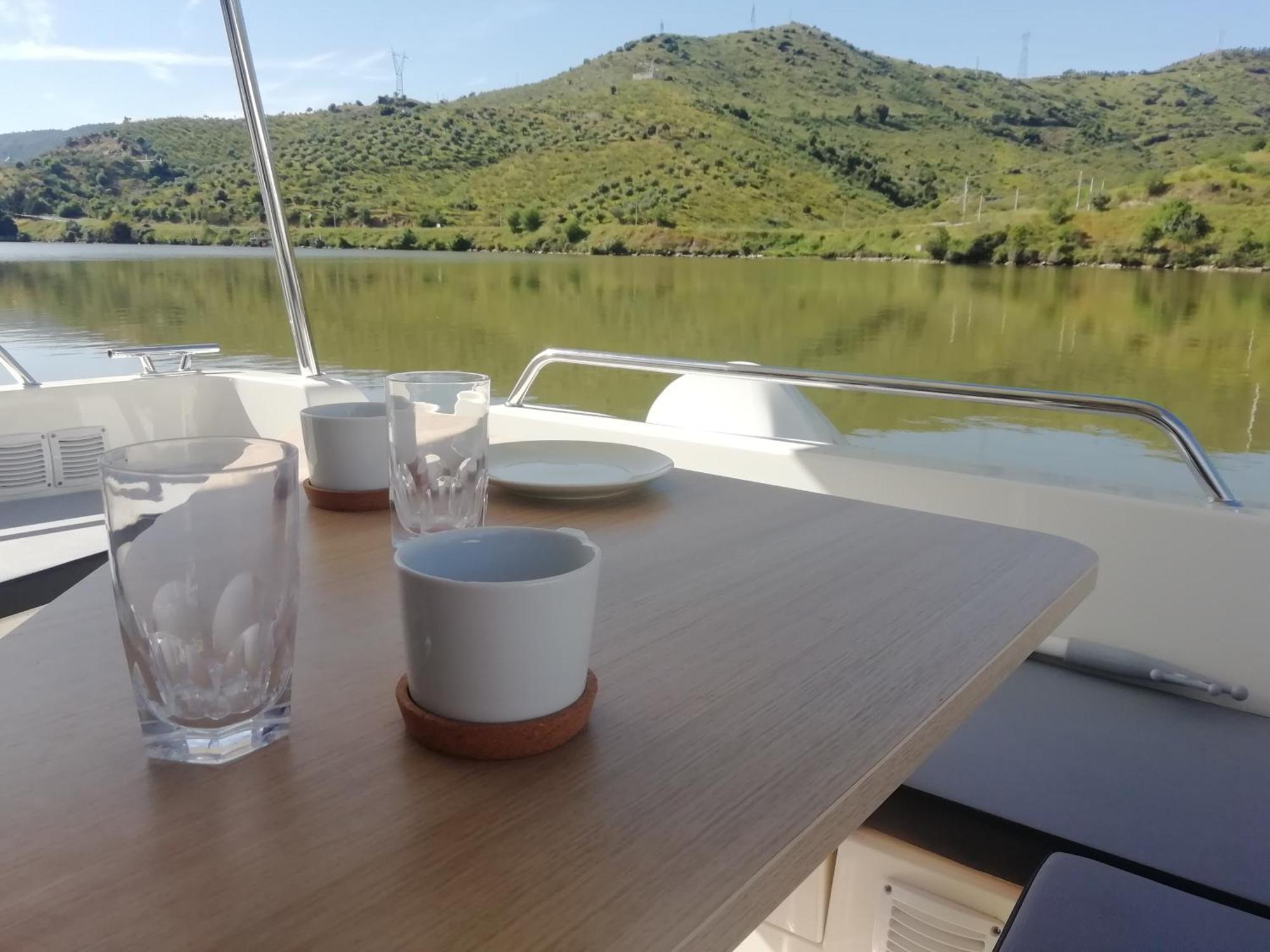 Hotel Koolhouse Boat Vila Nova de Foz Côa Exterior foto