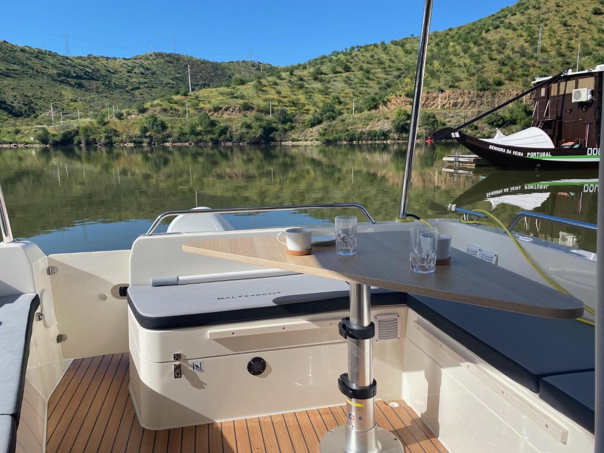 Hotel Koolhouse Boat Vila Nova de Foz Côa Exterior foto